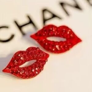 New ruby red lips earrings w AB rhinestones 2.23N